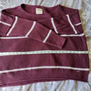 Hollister Knit Sweater